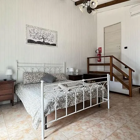 Ishe - 4 Bedrooms Villa